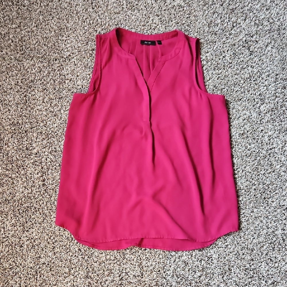 Apt. 9 Vibrant Pink Sleeveless Blouse